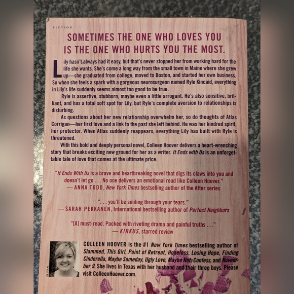 It ends with us by Colleen Hoover - Picture 2 of 2